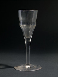 1939M318.1 Liqueur Glass