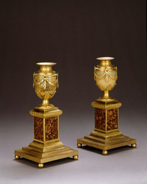 2000M15.1 and 2000M15.2 Cleopatra Vases