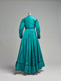 1963M32 (5) Dress worn in Bromsgrove