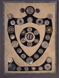 1953F389 to 1953F424 Luckcock Shield - Buttons