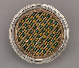 1953F437 Silvered copper button
