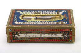 1962S01667.01357 Box of Perry Pens