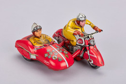 1984S03753.00011 Huki Motorcycle and Sidecar