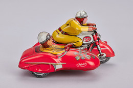 1984S03753.00011 Huki Motorcycle and Sidecar