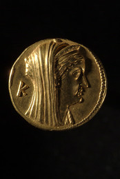 1964C529 Greek Oktadrachm of Arsinoe II - Back