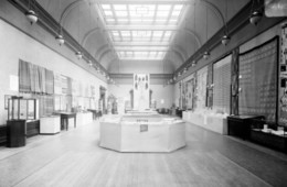 4686 Gallery 1 1934